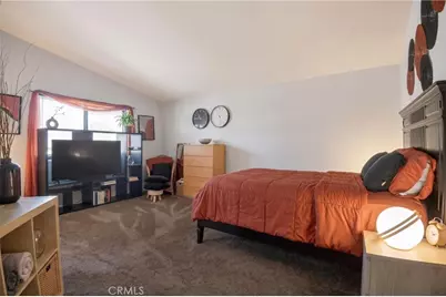 15370 Twinberry Court, Fontana, CA 92336 - Photo 28