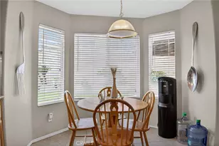 15370 Twinberry Ct, Fontana, CA 92336 - Photo 36
