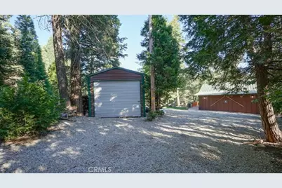 25881 Sunset, Twin Peaks, CA 92391 - Photo 34