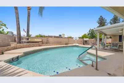42162 Carnegie, Hemet, CA 92544 - Photo 4
