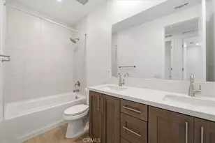 23708 Wilcox Dr, Newhall, CA 91321 - Photo 24