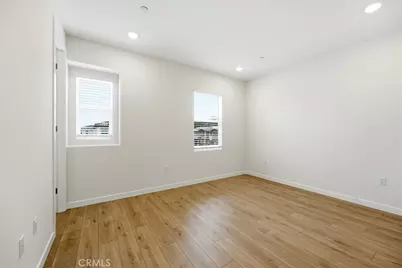 23708 Wilcox Drive, Newhall, CA 91321 - Photo 22