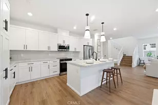 23712 Wilcox Dr, Newhall, CA 91321 - Photo 10