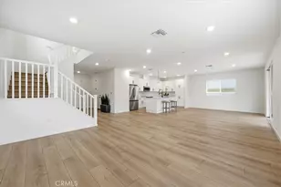 23720 Wilcox Dr, Newhall, CA 91321 - Photo 6