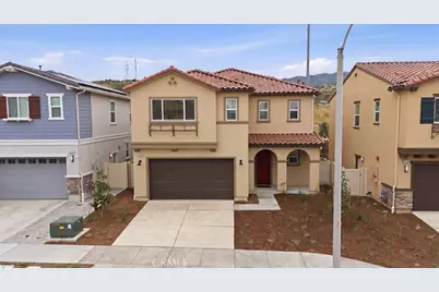 23720 Wilcox Drive, Newhall, CA 91321 - Photo 2