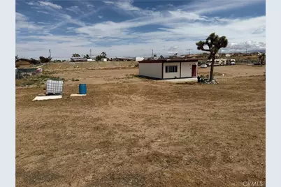 11551 Cactus, Phelan, CA 92371 - Photo 4