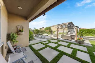 7022 Housatonic Ct, Jurupa Valley, CA 91752 - Photo 48