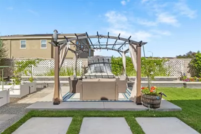 7022 Housatonic Court, Jurupa Valley, CA 91752 - Photo 42