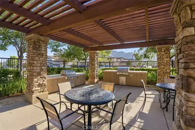 10427 Peregrine Place, Moreno Valley, CA 92557 - Photo 34