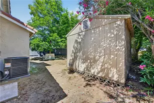 39585 Oak Cliff, Temecula, CA 92591 - Photo 18
