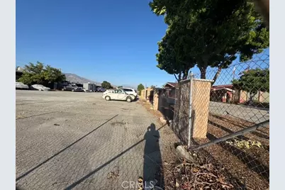 7615 Sterling, San Bernardino, CA 92410 - Photo 4