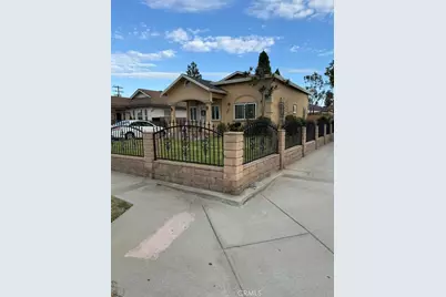 444 W Buckthorn, Inglewood, CA 90301 - Photo 2