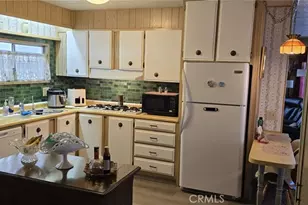 575 S Lyon Ave, Hemet, CA 92545 - Photo 16