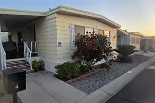 575 S Lyon Ave, Hemet, CA 92545 - Photo 1