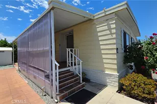 575 S Lyon Ave, Hemet, CA 92545 - Photo 36