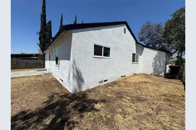 16229 Hunter St, Fontana, CA 92335 - Photo 12