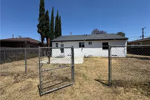 16229 Hunter St, Fontana, CA 92335 - Photo 10