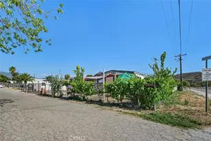 45265 Cash, Hemet, CA 92544 - Photo 4