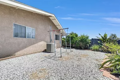 6254 Stanton, Highland, CA 92346 - Photo 28