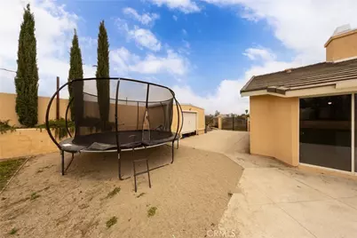 2294 N Smoketree Avenue, Rialto, CA 92377 - Photo 10