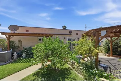 2041 Blenheim, Riverside, CA 92507 - Photo 38