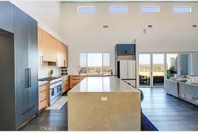 9449 Equestrian Drive, Riverside, CA 92503 - Photo 8