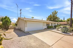 26124 New Chicago, Hemet, CA 92544 - Photo 6