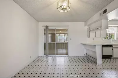 26124 New Chicago, Hemet, CA 92544 - Photo 10