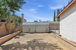 28419 Tonner, Highland, CA 92346 - Photo 46