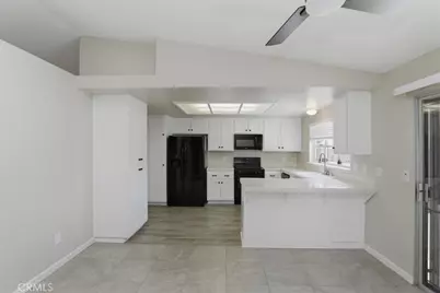28419 Tonner, Highland, CA 92346 - Photo 20