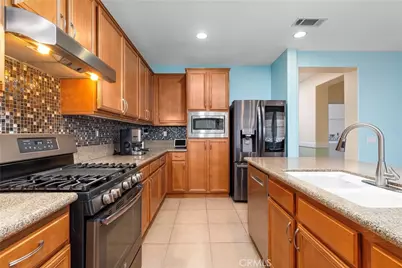 39299 Gainsborough, Palmdale, CA 93551 - Photo 4