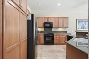 19423 Crystal Springs Ln, Apple Valley, CA 92308 - Photo 14