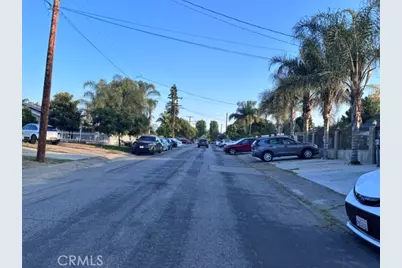 6249 Longridge, Van Nuys, CA 91401 - Photo 2
