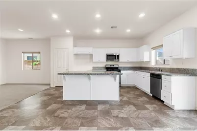 16774 Cherry Tree Lane, Fontana, CA 92336 - Photo 6