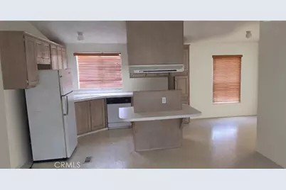 32033 207th, Llano, CA 93544 - Photo 4