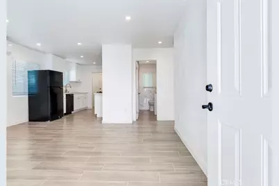 1143 E 106th Street, Los Angeles, CA 90002 - Photo 4