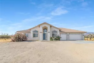1485 La Mesa, Phelan, CA 92371 - Photo 2