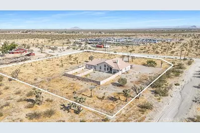 1485 La Mesa, Phelan, CA 92371 - Photo 4