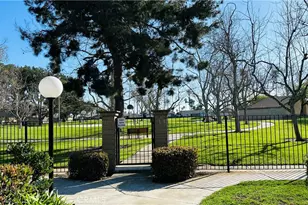 18242 Parkview, Huntington Beach, CA 92648 - Photo 20