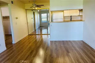 18242 Parkview, Huntington Beach, CA 92648 - Photo 4