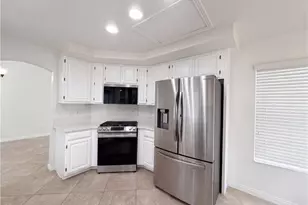 29628 Kingston Ct, Menifee, CA 92584 - Photo 8