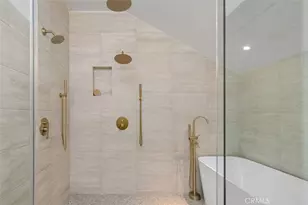 4633 Russell, Los Angeles, CA 90027 - Photo 30