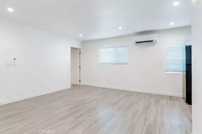 1143 E 106th Street, Los Angeles, CA 90002 - Photo 4