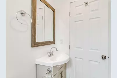 1143 E 106th Street, Los Angeles, CA 90002 - Photo 16