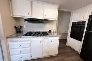2205 W Acacia, Hemet, CA 92545 - Photo 4