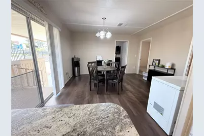 2205 W Acacia #200, Hemet, CA 92545 - Photo 4