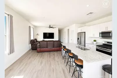 1744 Plume, San Jacinto, CA 92583 - Photo 2