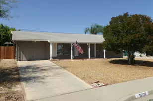 27236 Pinehurst Rd, Menifee, CA 92586 - Photo 2