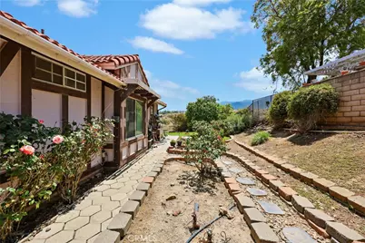 9195 Stone Canyon Road, Corona, CA 92883 - Photo 36