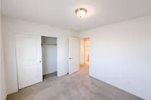15110 Paseo Verde Pl, Victorville, CA 92394 - Photo 14
